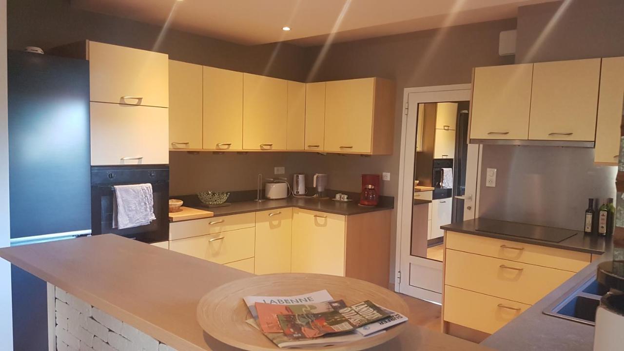 לבן Chambre D'Hotes Avec Terrasse, Meuble Tourisme 1 Etoile מראה חיצוני תמונה