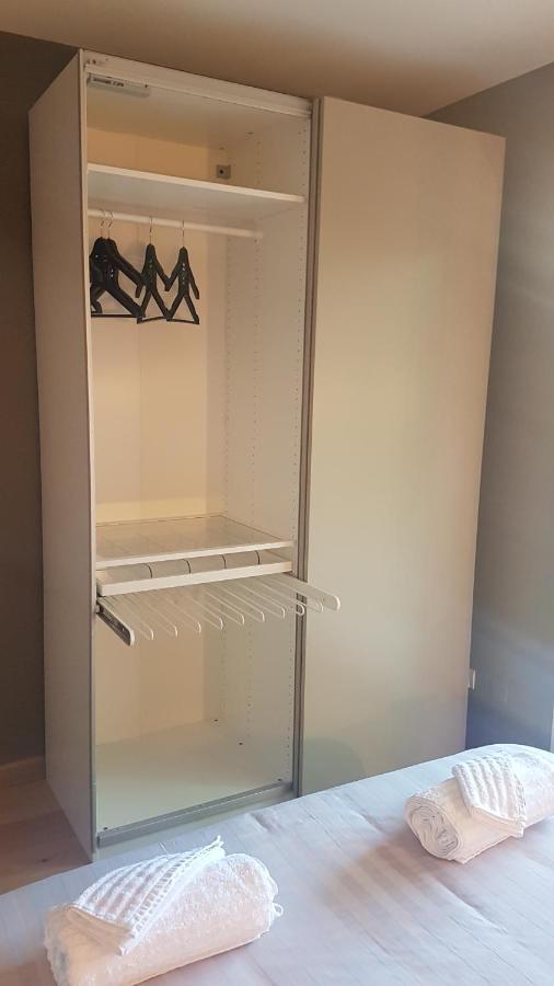 לבן Chambre D'Hotes Avec Terrasse, Meuble Tourisme 1 Etoile מראה חיצוני תמונה